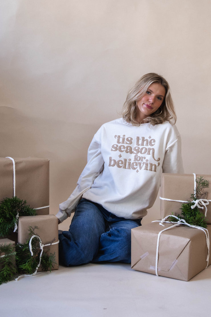 Tis’ the season glitter sweatshirt