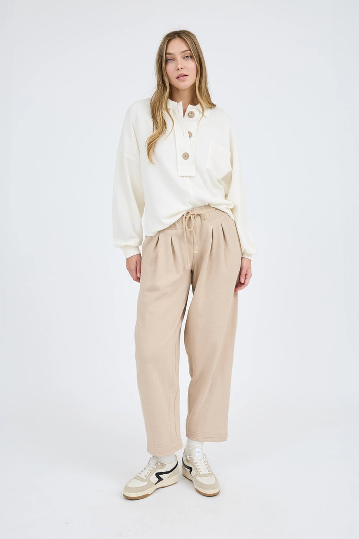 Off White Collared Buttondown